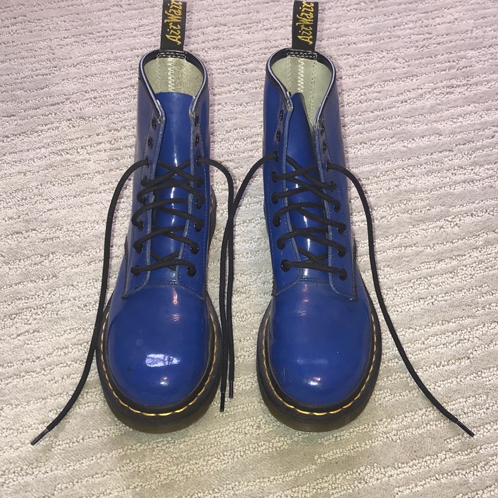 DR MARTINS BOOTS